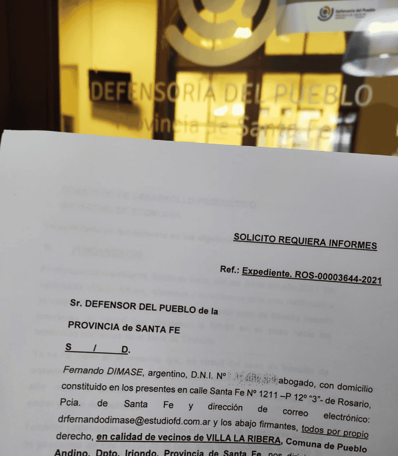 Los ciudadanos autoconvocados elevaron el petitorio a la Defensoría.