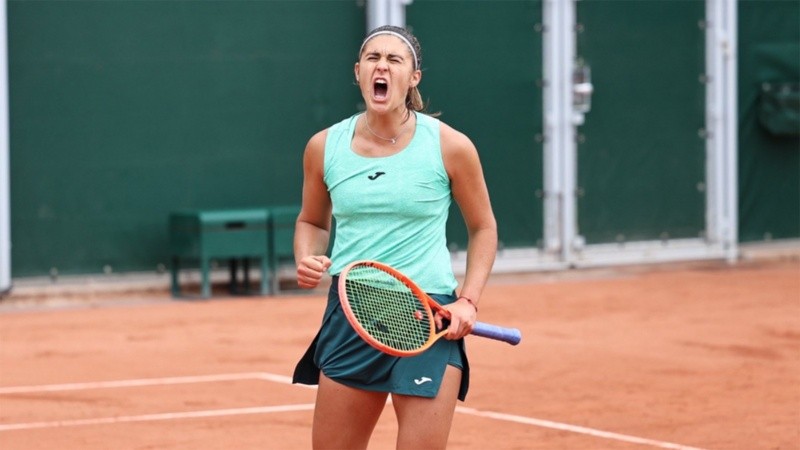 Julia Riera ganó un partidazo en Francia y sueña (EFE).