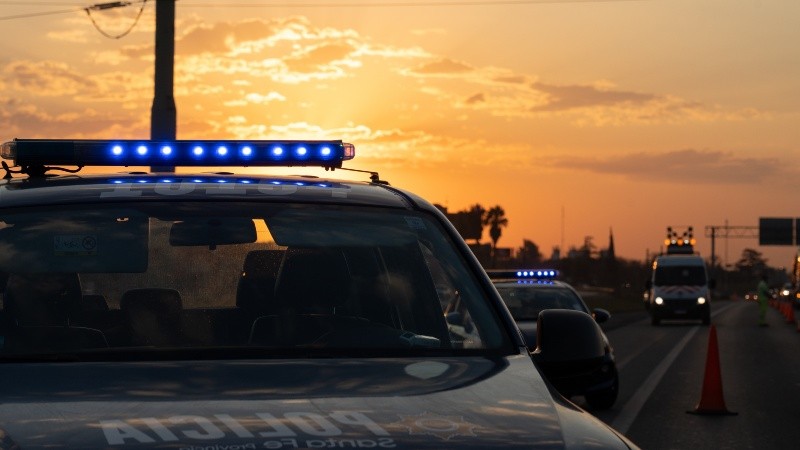 Al menos tres motociclistas debieron pagar al personal policial para seguir circulando. (Foto: archivo).