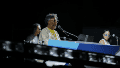 Tras el recital, Fito también agradeció a las artistas que participaron de la puesta en escena. Alan Monzón/Rosario3