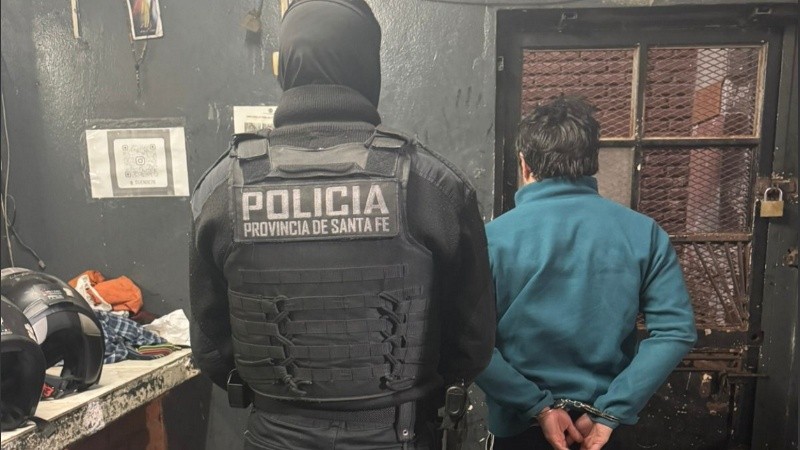 El hombre detenido por la Policía de Santa Fe.