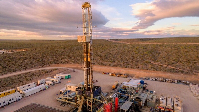 Chevron presentó una solicitud para ingresar al Rigi e invertir US$ 13.800 millones en Vaca Muerta.