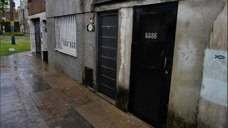 Cabaña fue a matar: entró con llaves que le había robado a su ex y disparó ocho veces.