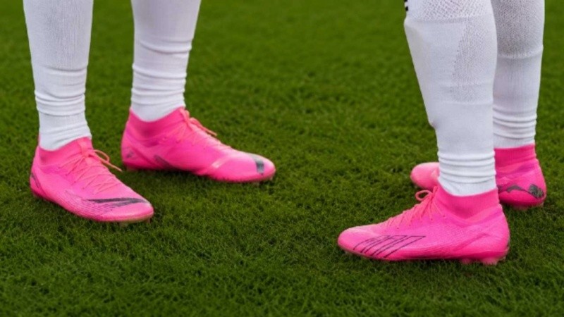 &nbsp;Botines fucsia para todos