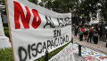 El gobierno vuelve a la carga con las pensiones y prestaciones para discapacitados.