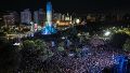 El Monumento colmado en una celebración histórica.