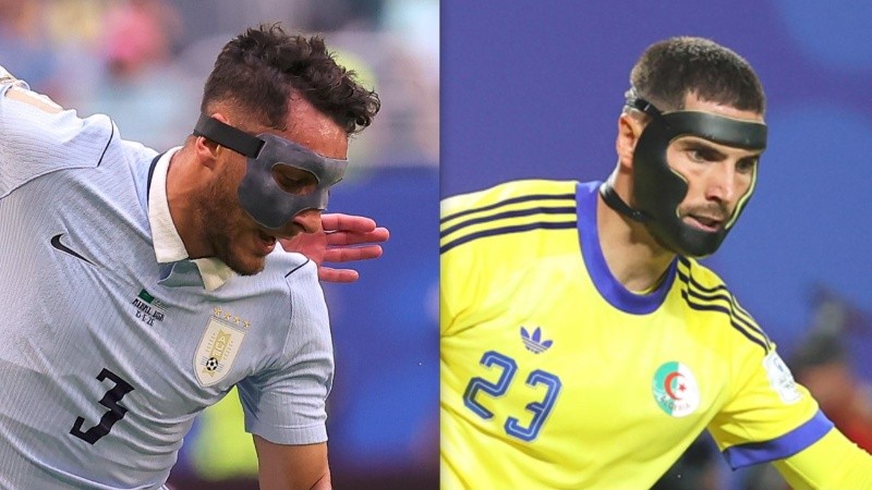 El defensor uruguayo Sebastián Cáceres y el arquero de Argelia Luca Zidane. (EFE/Rosario3)&nbsp;