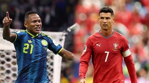 Campaz y Cristiano por el liderazgo del grupo.