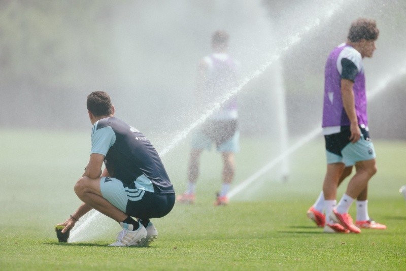 &nbsp;Scaloni les da respiro a sus habituales titulares y prueba variantes ante Jordania (AFA)