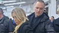 Adorni y su mujer en la comitiva de Milei en New York.
