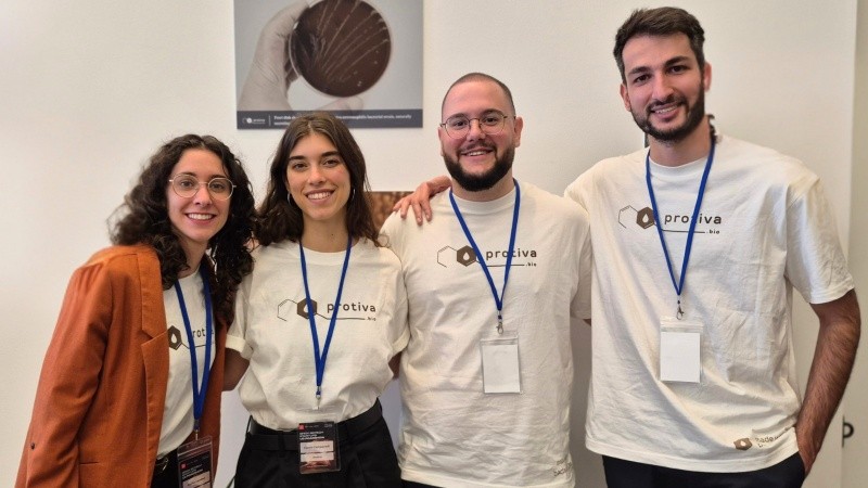 El equipo Protiva: Emilia Cardoso, Carola Campanelli, Gonzalo Pulka y Esteban Silva