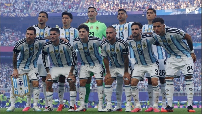 Los once que iniciaron ante Suiza (EFE).