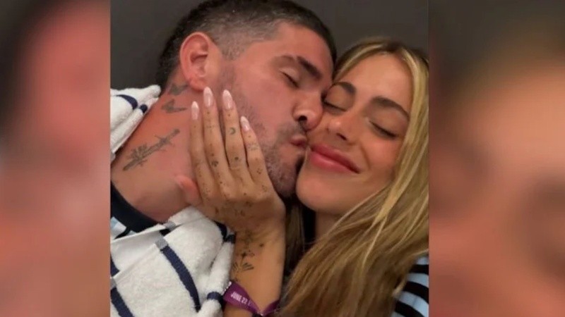 La pareja apuesta al casamiento.