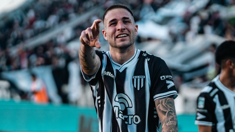 Módica celebra su buen presente (@ligaAFA).