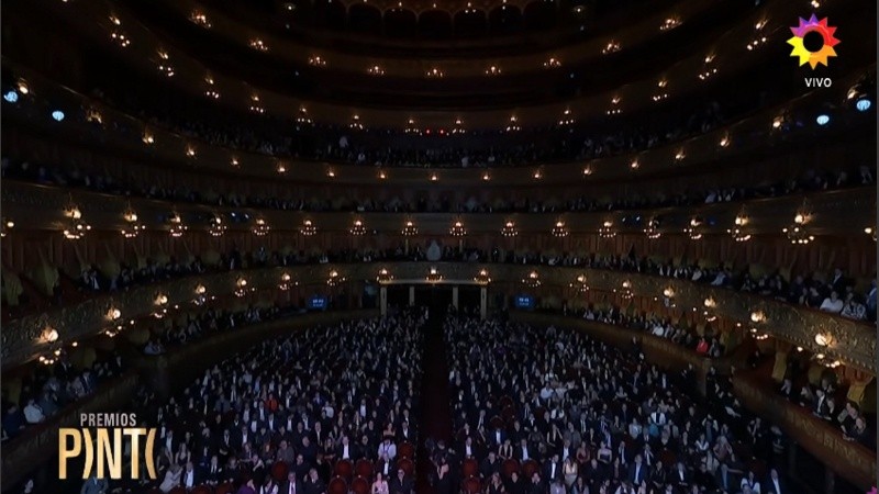 El teatro tuvo su gran fiesta en la primera edición de los premios organizados por AADET.