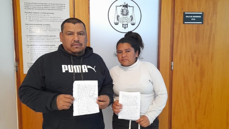 El padre y una hermana de Máximo Jerez llevaron con las cartas presentadas este martes en el juicio.