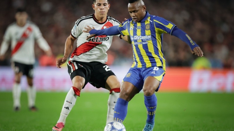 El Bicho Campaz generó el gol del triunfo de Central ante River en el Monumental.