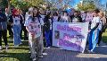 Familiares y amigos de Débora reclamaron Justicia antes de la audiencia imputativa.