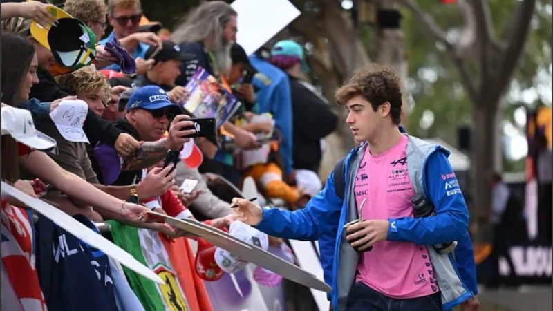 Colapinto ya le mostró a la F1 lo que el público argentino tiene para dar.