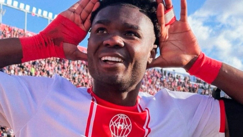 Huracán derrotó a San Lorenzo con dos goles de Caicedo.