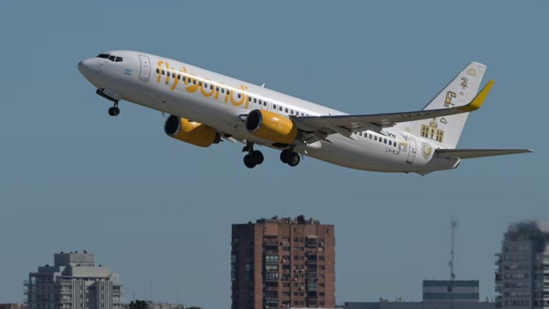 La low cost lleva cinco días sin operar con normalidad y entre el jueves 6 y el lunes 10 de agosto canceló 66  vuelos.