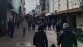 Efectivos, vehículos oficiales y hasta fajas de seguridad en la irrupción de Migraciones en Rosario.