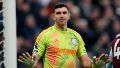 Dibu Martínez puede sumarse al Chelsea.