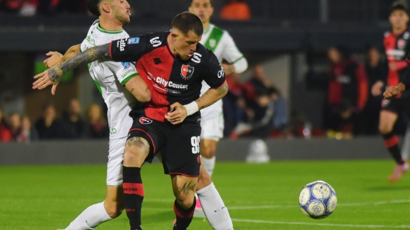 Ramírez volvió a ser el nueve titular de Newell's ante Banfield.