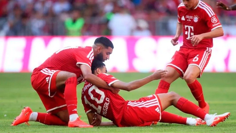 Musiala se desmayó en dos partidos de pretemporada.