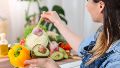 Especialistas señalaron que nunca hubo tanta información disponible sobre alimentación y, sin embargo, conocer una recomendación no garantiza que una persona pueda comprenderla, incorporarla a su rutina y sostenerla en el tiempo.