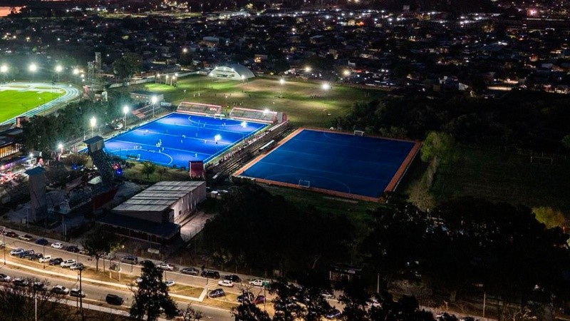Se estrenaron las dos canchas de hockey.