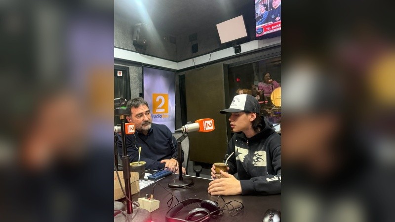 El joven cantante rosarino habló de su familia, de Rosario y de todo lo que dejó atrás para apostar por la música.&nbsp;