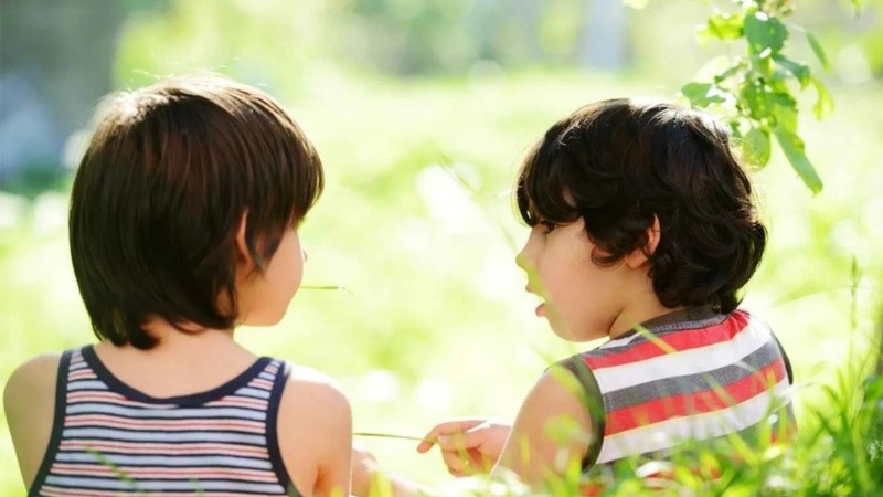 El estudio detectó una transición marcada alrededor de los dos años y dos meses y encontró diferencias en niños con desarrollo atípico.