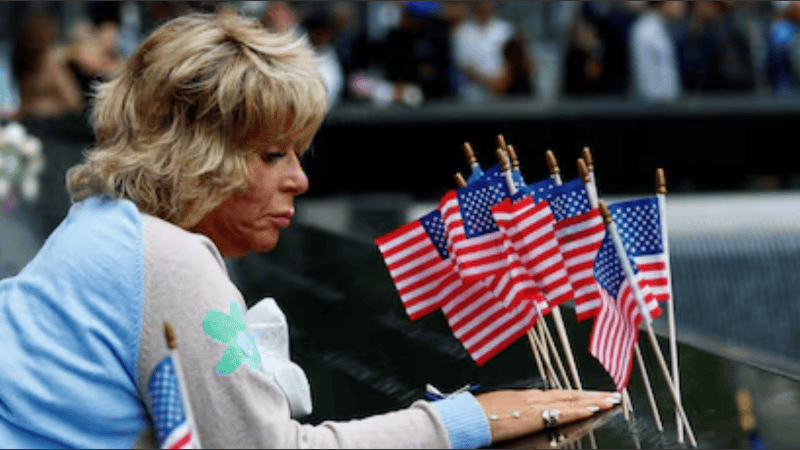 Con eventos conmemorativos en Nueva York y Washington buscan honrar la memoria de las casi 3000 personas que fallecieron en el ataque terrorista perpetrado por Al-Qaeda en 2001.