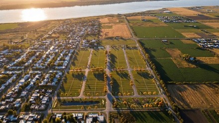Villa Gobernador Gálvez aprobó el proyecto La Ribera, un nuevo barrio residencial abierto.