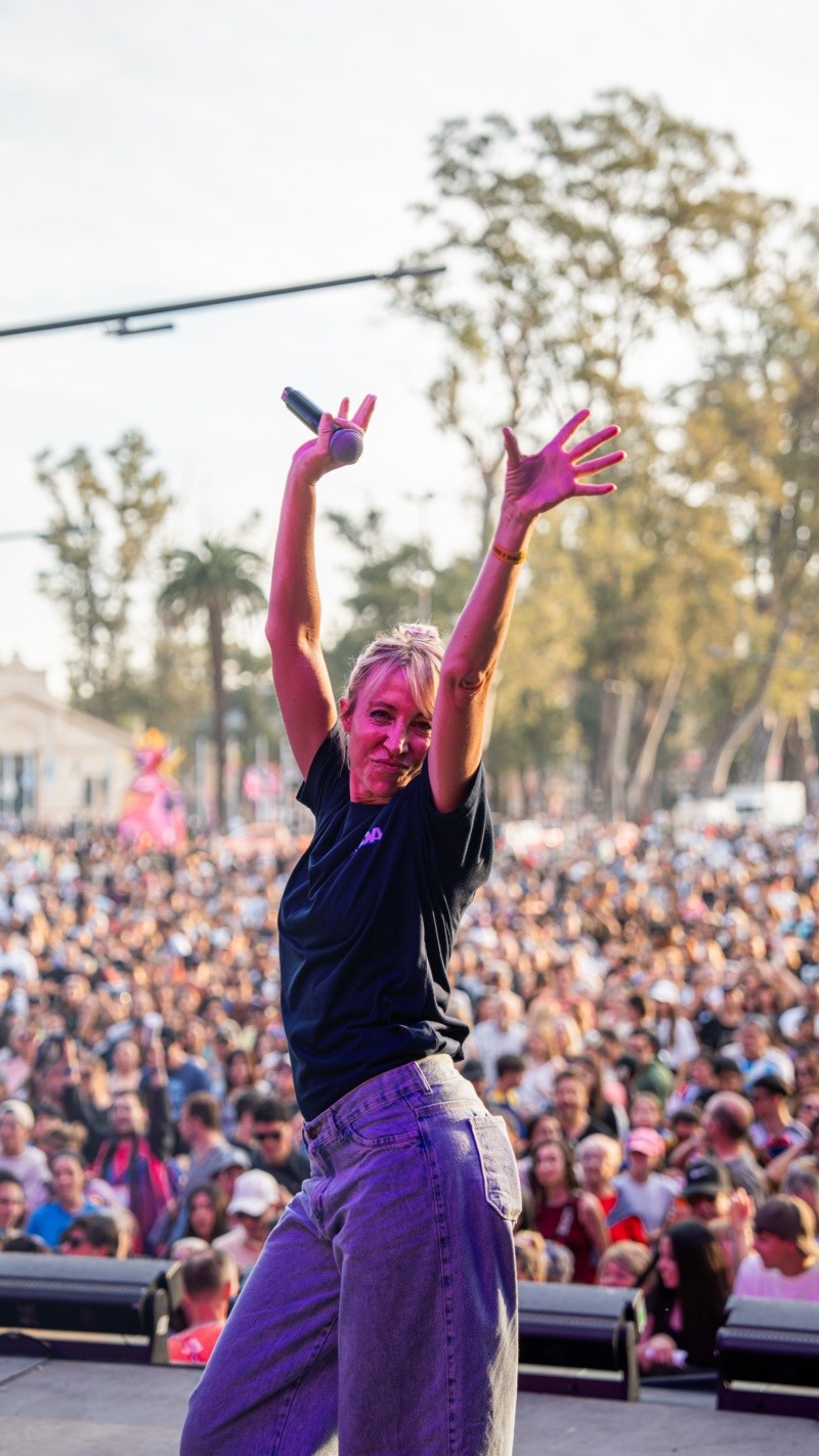 Analía, en todo su esplendor en la fiesta de FM Vida este sábado&nbsp;