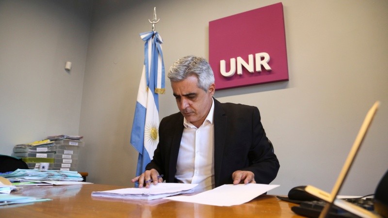 Bartolacci es rector de la UNR y titular del Consejo Interuniversitario Nacional.