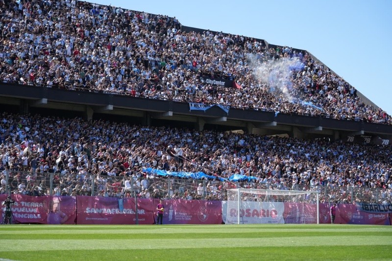 El Coloso Marcelo Bielsa, colmado este viernes en la final por la dorada (Alan Monzón/Rosario3)&nbsp;.&nbsp;