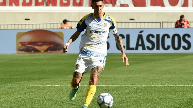 Di María hizo el 1-1 con un golazo de tiro libre a los 22 minutos del primer tiempo.