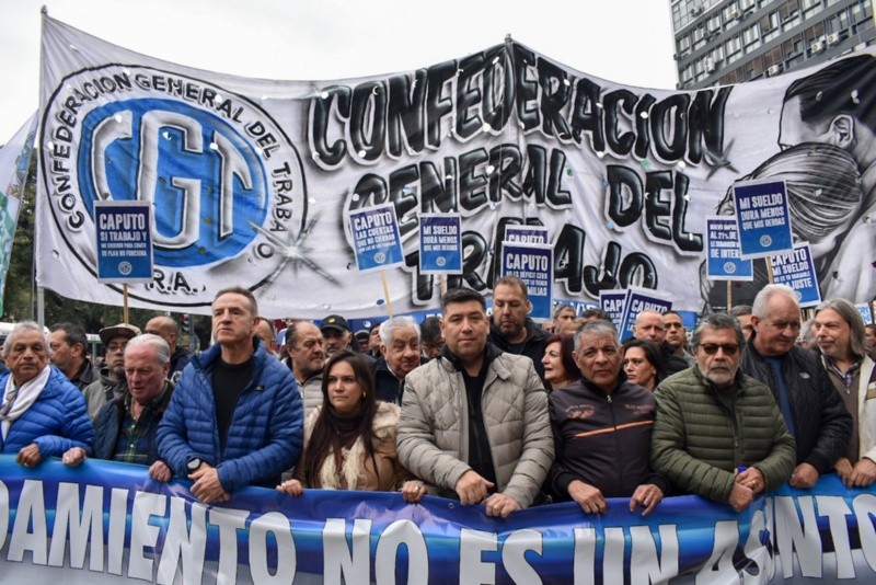 &nbsp;Cristian Jerónimo, al frente de una columna de la CGT 