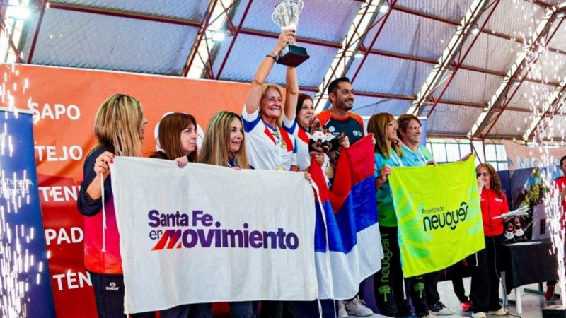 Uno de los equipos que representó a la provincia y se colgó medalla.