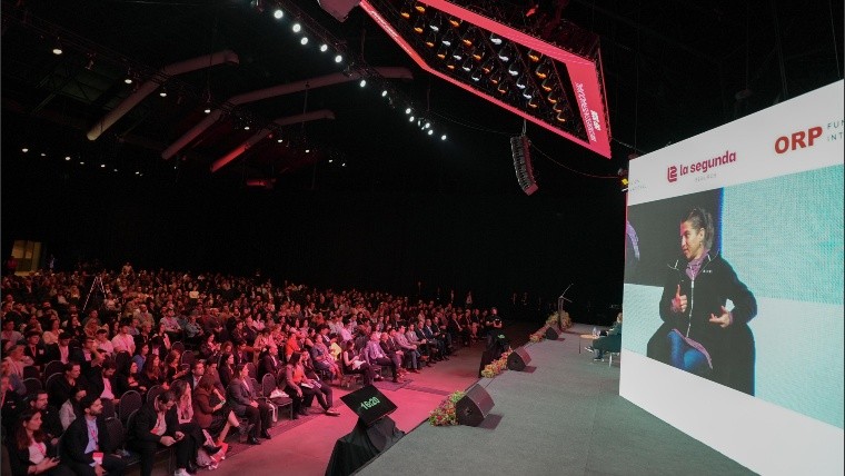La Segunda decidió ampliar el horizonte. El congreso del que formó parte de la organización reunió a más de 2.000 referentes de 43 países en Rosario.