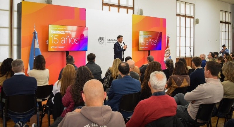 &nbsp;El ministro de Ambiente, Enrique Estévez, el viernes en reunión con empresarios.