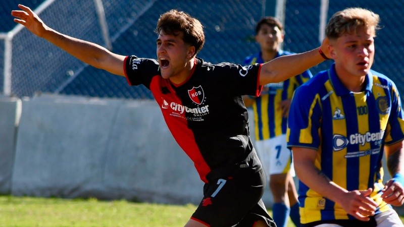 Joaquín Amadio abrió el marcador en laa semifinal de la Copa Santa Fe. Foto: NewellsJuvenil.