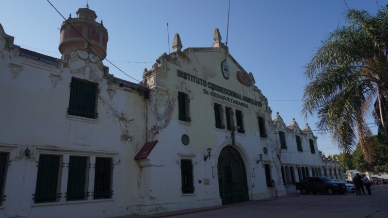 Coronda, donde está alojado Escobar.