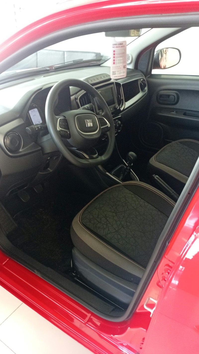 El interior de uno de los Fiat 0 km promocionado.&nbsp;