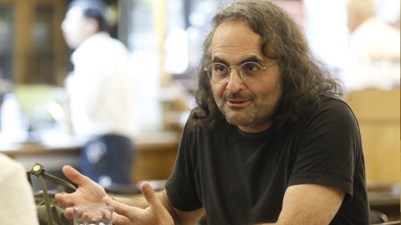 Rocco Carbone estará el próximo míercoles 4 en el Simposio Migres del Congreso sobre Democracia de Rosario.