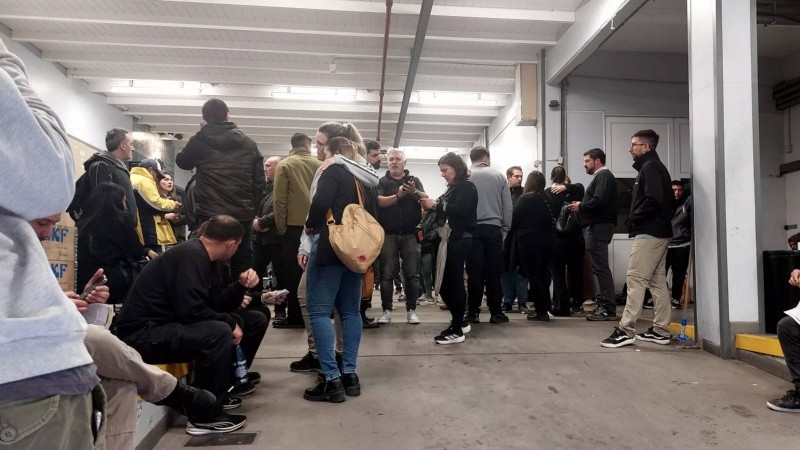 &nbsp;Sin indemnización. Los trabajadores despedidos en Villa Constitución. Foto: Tigre de Papel.