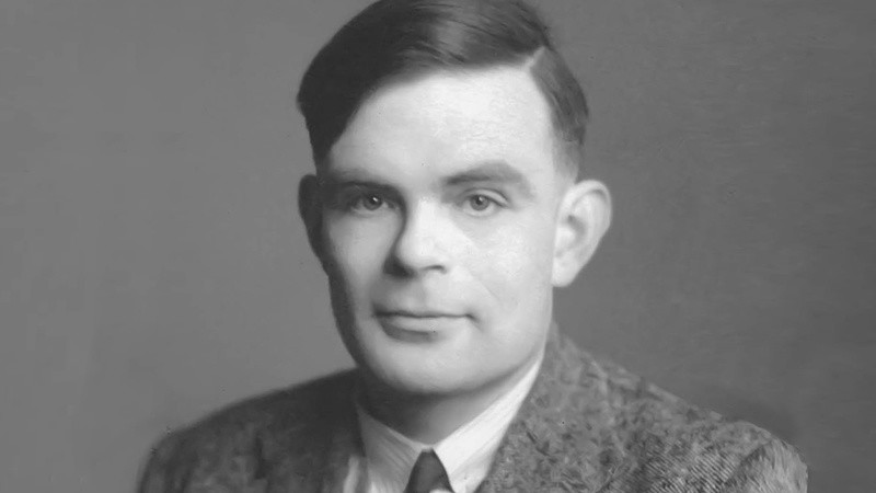 &nbsp;Alan Turing, padre de la computación moderna y del célebre test de inteligencia artificial
