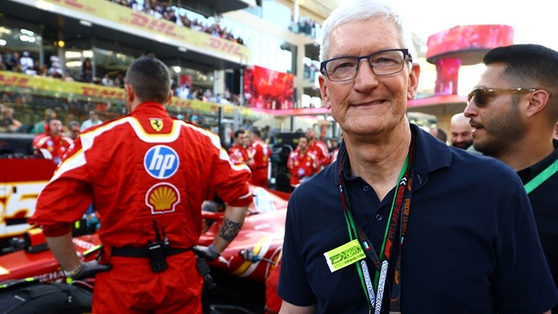 Tim Cook, CEO de Apple, en el paddock de la Fórmula 1&nbsp;